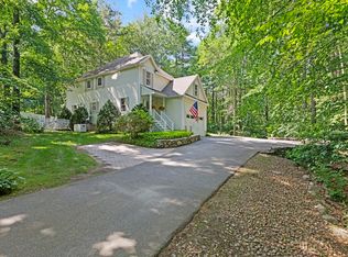 37 Village Woods Rd, Haverhill, MA 01832