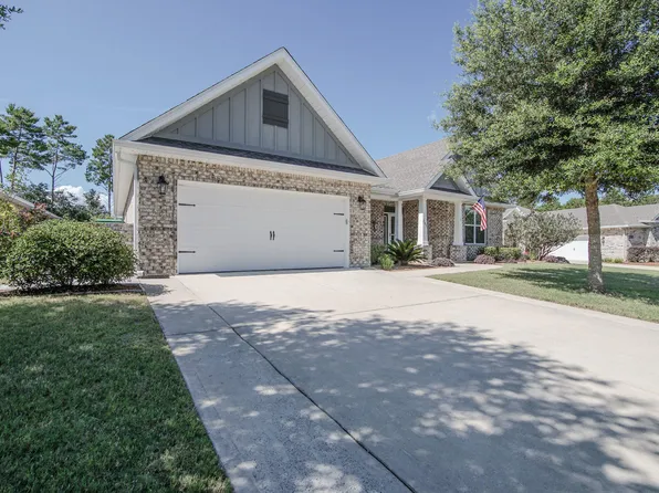 266 Sweet Tea Ln, Freeport, FL 32439
