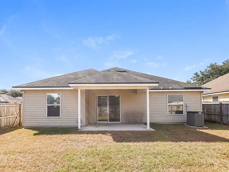 8077 Welbeck Ln — Photo 16