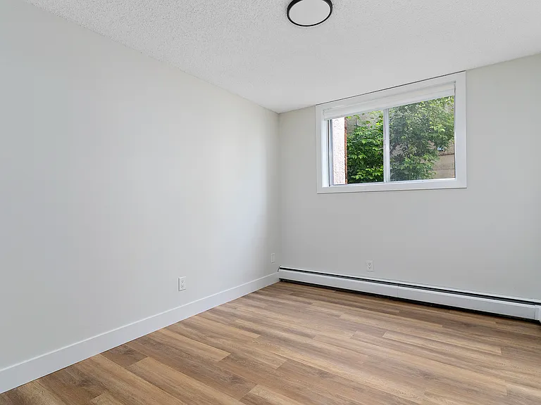 10630 114th St NW — Photo 10