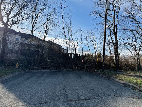 5th image of 5761 Jeffrey Pl