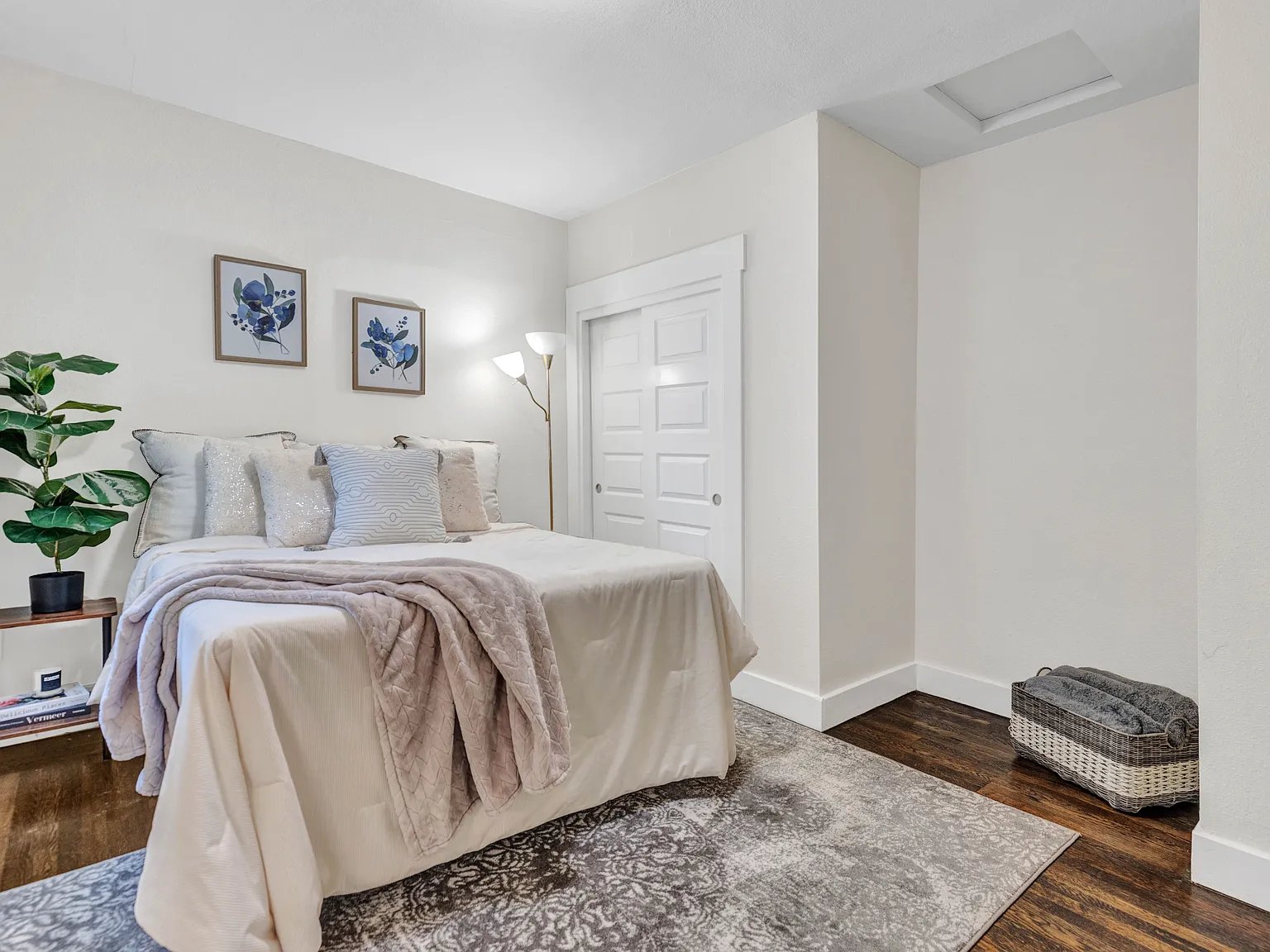 2 bed, 1270 sqft, $2,600 — Photo 4