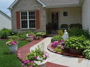 6448 Armstrong Dr, South Bend, IN