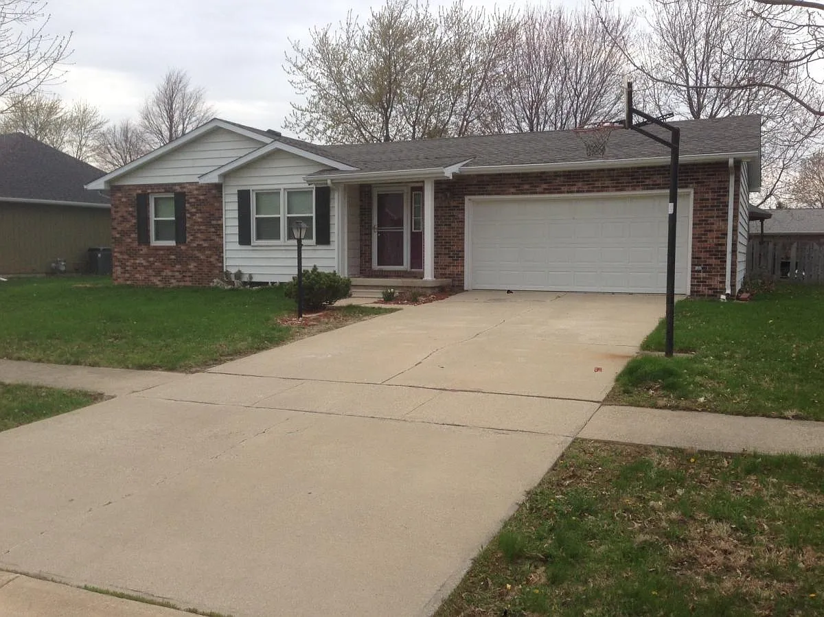 617 Delmar Dr photo 1