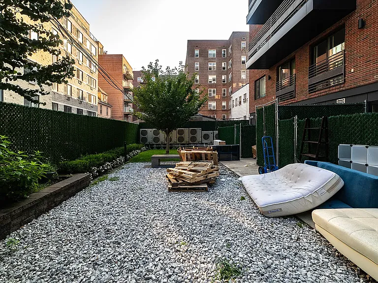 242 Newkirk Ave #1A — Photo 11