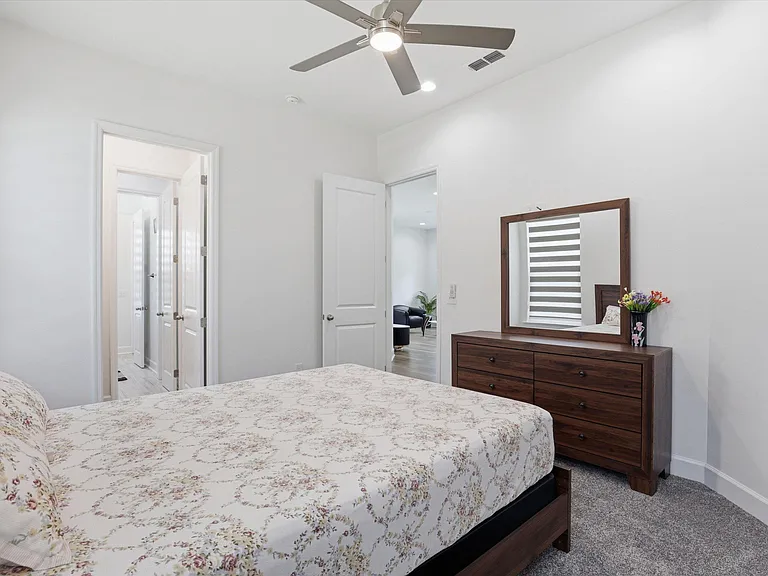 2751 Michel Boulos St — Photo 29