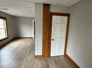 105 South St #2R, Athol, MA 01331
