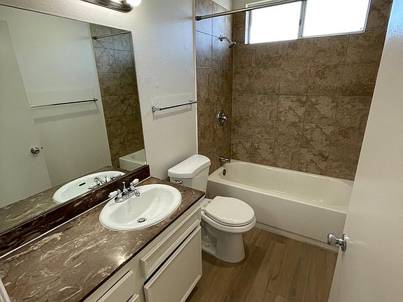 4th image of 4146 36th St #5