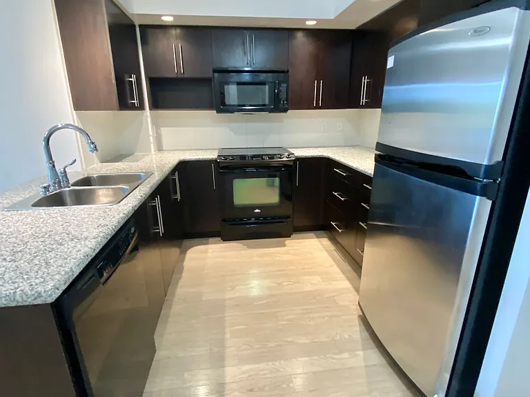 23 Cox Blvd #387 — Photo 3