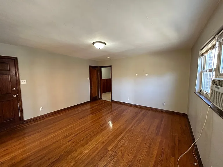 2351 Ravine St — Photo 4