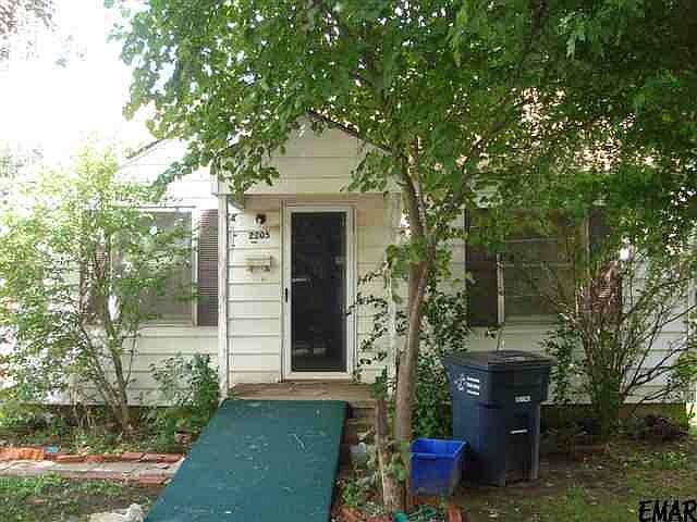 2nd image of 2205 N Independence Ave