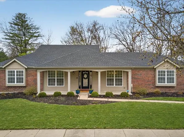 14949 Royalbrook Dr, Chesterfield, MO 63017