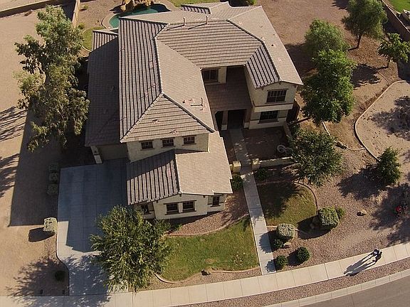 4th image of 22347 E Pickett Ct