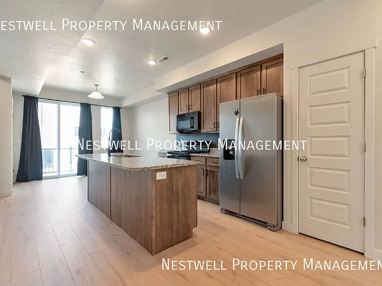 1146 S Redwood Rd #J-1004 — Photo 3