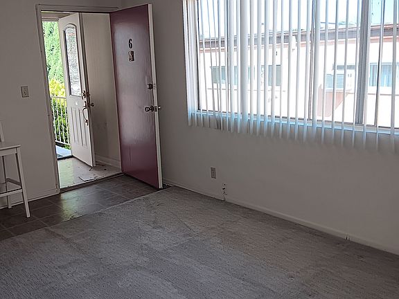 4th image of 3715 S Bentley Ave APT 6