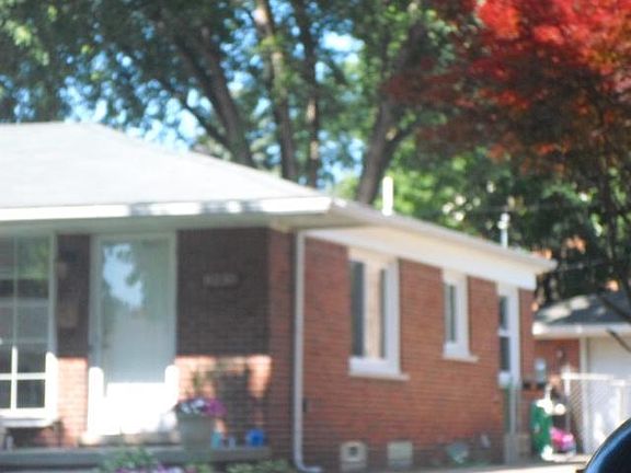 3rd image of 8235 Lochdale St