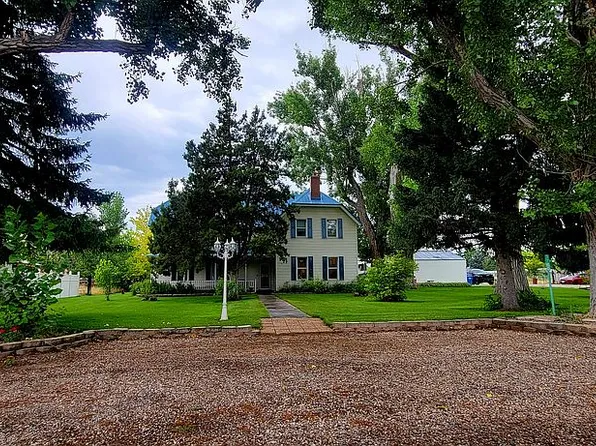 3765 N Main St, Iona, ID 83427