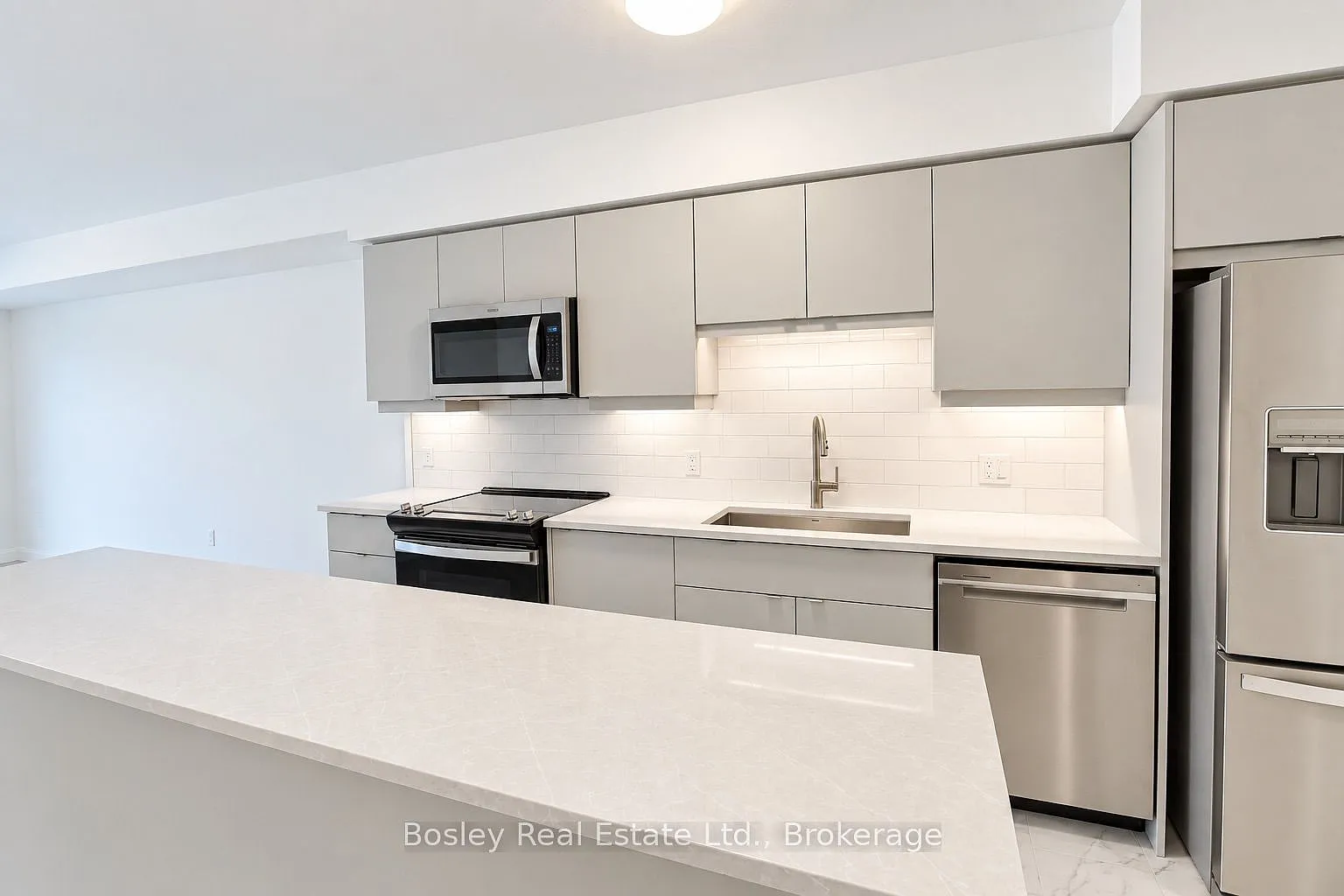 1 bed, $2,425 — Photo 2
