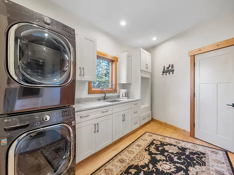 6 Black Cove Rd — Photo 35