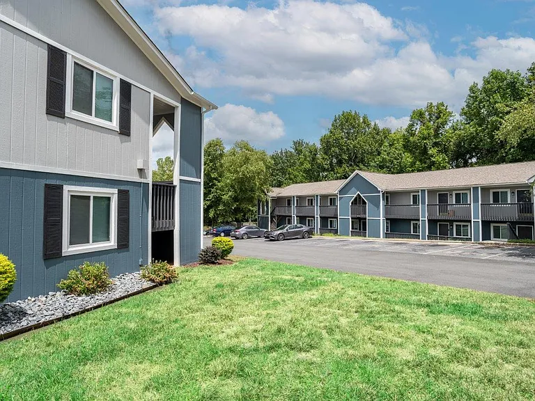 Wexford Apartment Homes — Photo 15