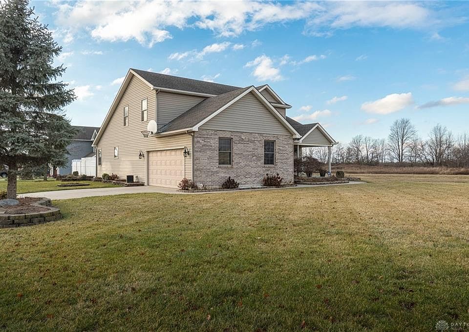 3300 Sioux Dr, Piqua, OH 45356 Zillow