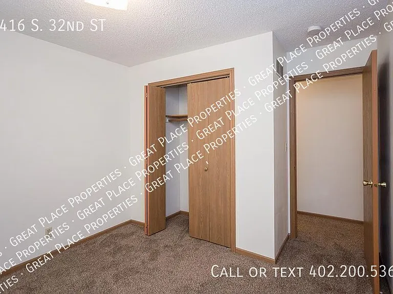 5416 S 32nd St — Photo 12