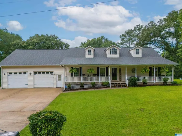 45 Jenny Ln, Anniston, AL 36201