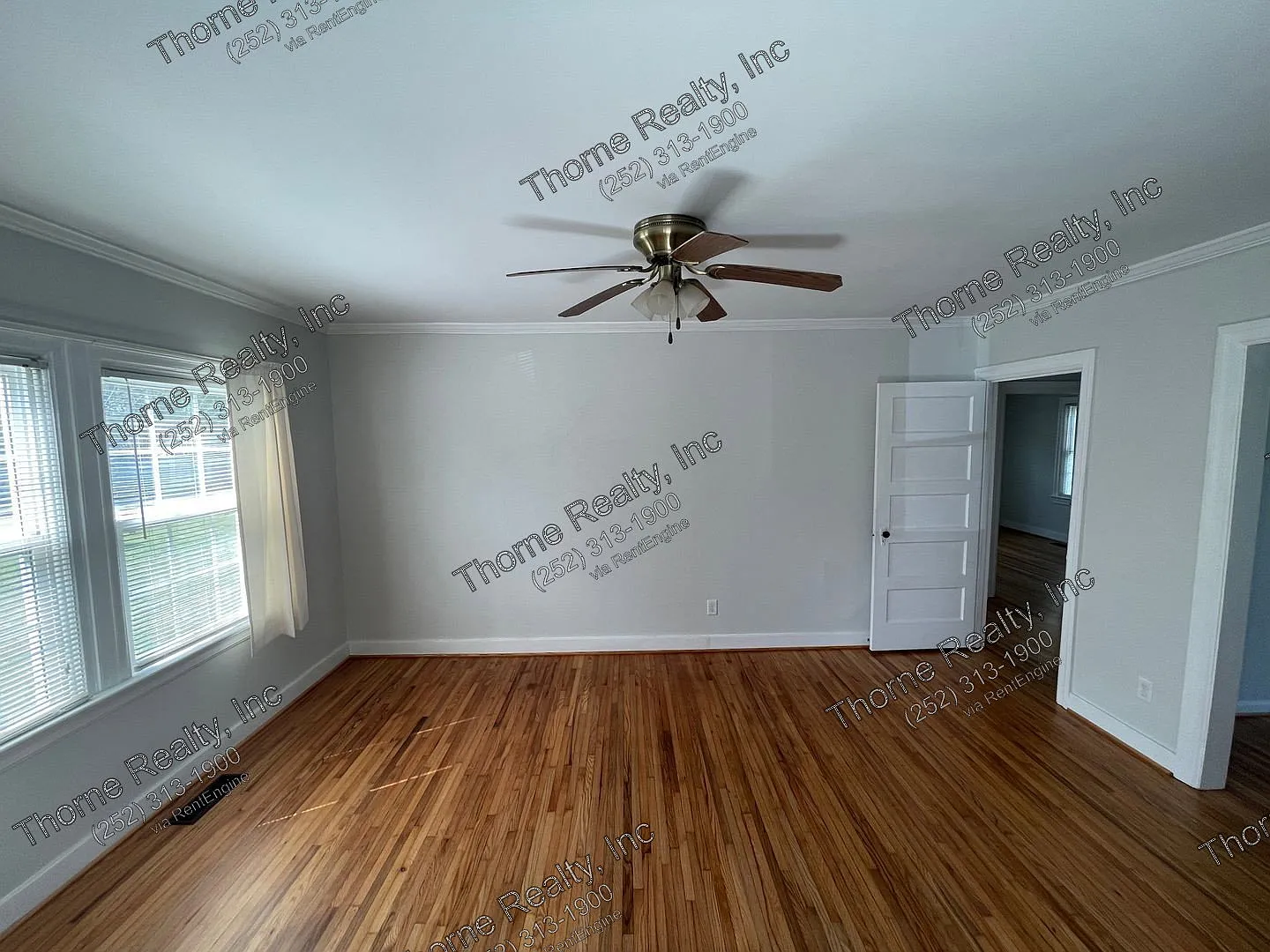 2 bed, 1.0 bath, $1,000 — Photo 2