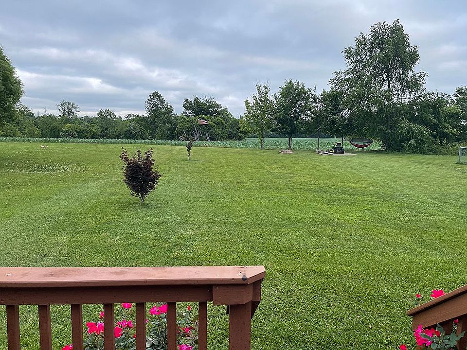 2nd image of 368 Pioneer Dr