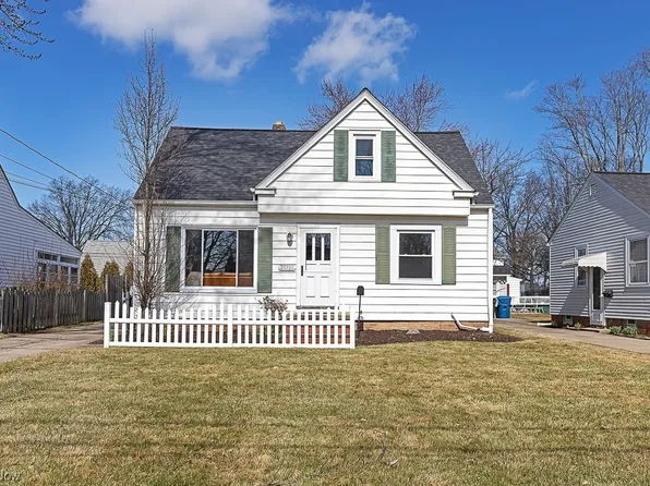 20780 Eastwood Ave, Fairview Park, OH 44126