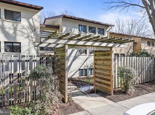 5665 Harpers Farm Rd, Columbia, MD 21044