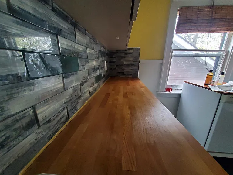720 E 2nd St #B — Photo 34