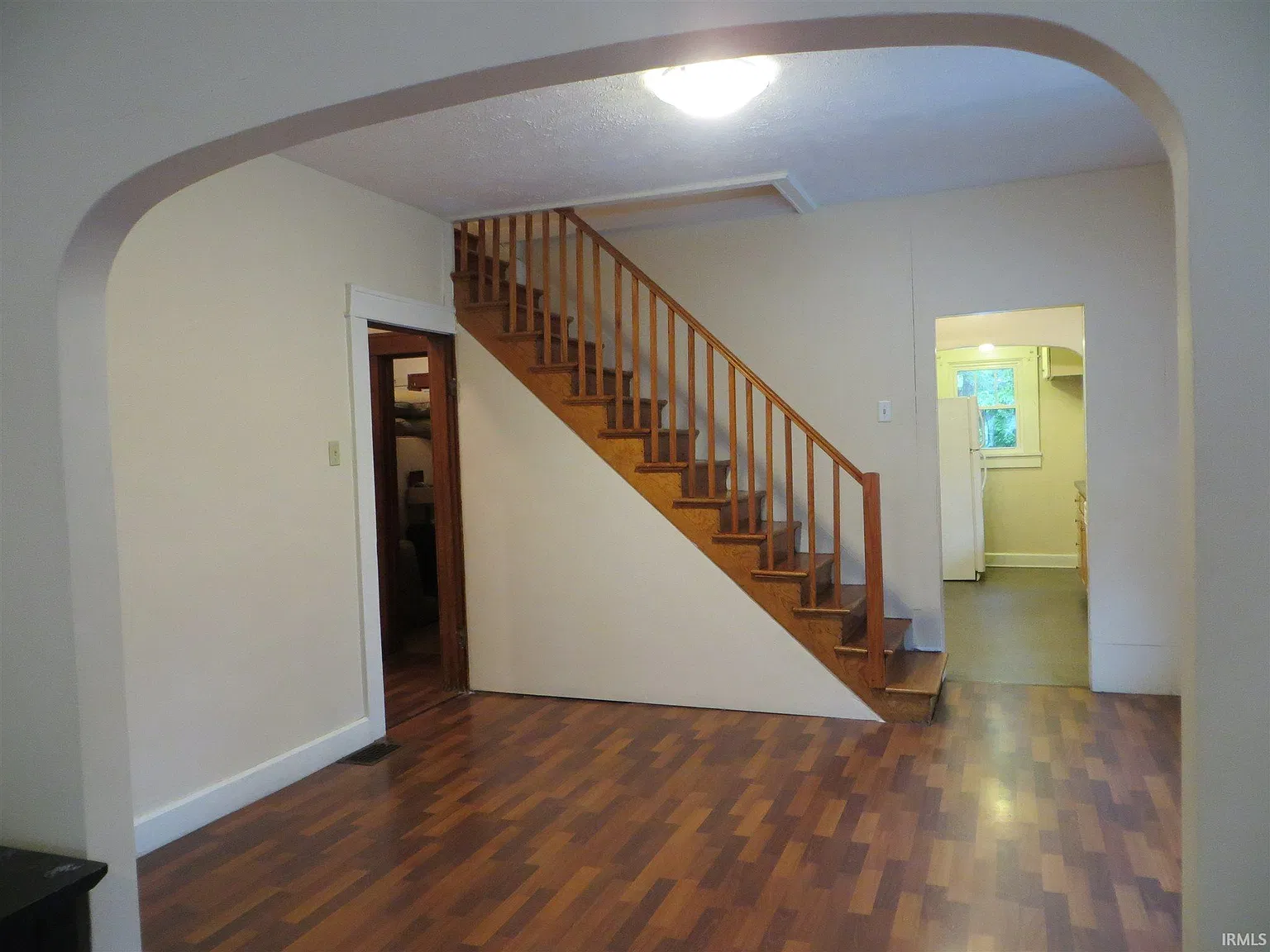 6 bed, 3.0 bath, 2500 sqft, $4,500 — Photo 3