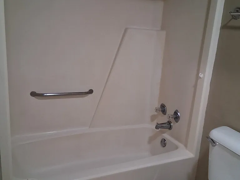 111 E Sandy Creek Dr #2 — Photo 4