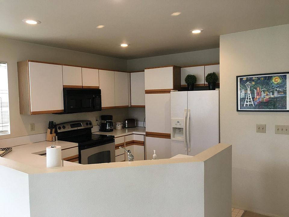 1st image of 6545 106th Ave NE APT 2
