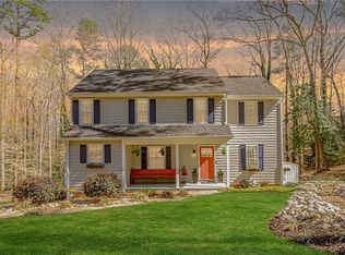 3216 Nuttree Woods Dr, Midlothian, VA 23112