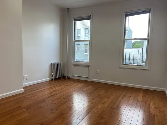 Rented by Compass | media 20