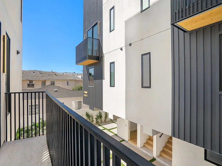 111 N Orlando Ave #1/2 — Photo 30
