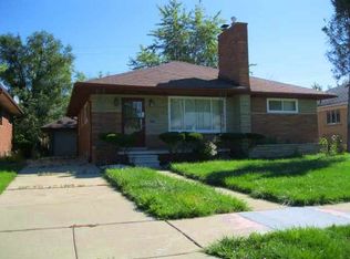 24300 Eastwood St, Oak Park, MI 48237