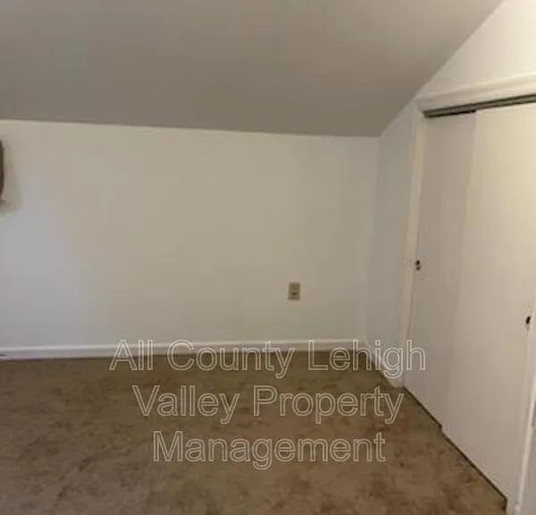 37 N Front St — Photo 7