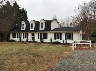 175 Honeysuckle Ln, Ferrum, VA 24088