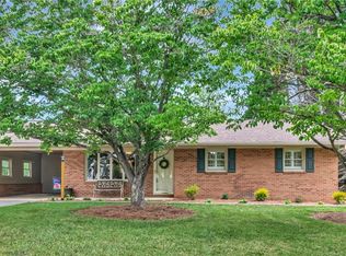 201 Oakwoods Ln, Wilkesboro, NC 28697