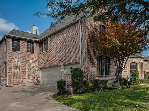 3rd image of 4213 Woodcrest Ln