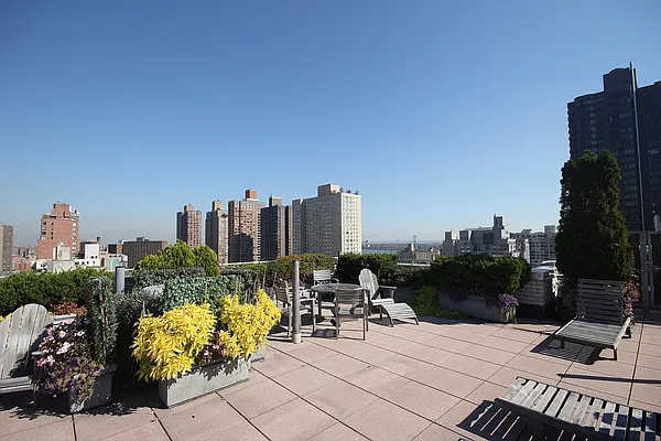 Sold by RB Homes | media 31