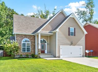 669 Ellie Nat Dr, Clarksville, TN 37040