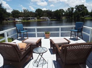 2 N Bobwhite Rd, Wildwood, FL 34785