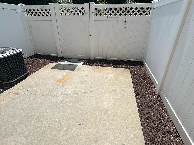 1213 Green Oaks Ln #1211B-1211G-1213E — Photo 21