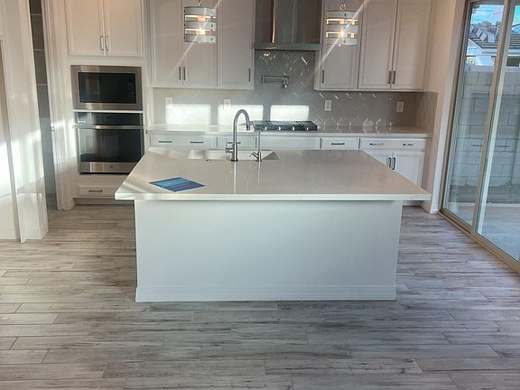 4th image of 10021 E TRENT Avenue