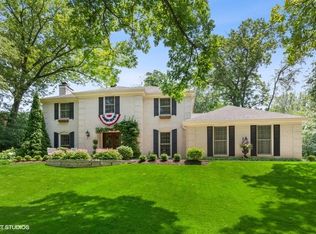 6913 Rhode Island Trl, Crystal Lake, IL 60012