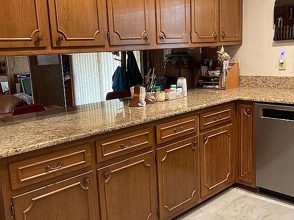 granite counters,cabinets